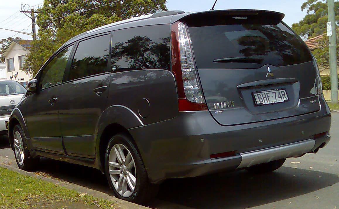 Mitsubishi Grandis